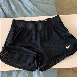 Nike drifit running shorts, compression lined sz M